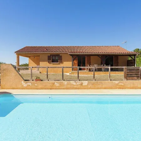 Casa de Férias Beautiful Holiday In With Enclosed Garden *